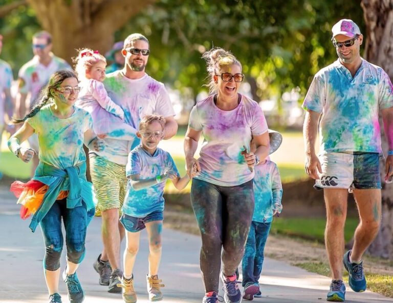 Mackay,,queensland,,australia, ,june,2019:,unidentified,people,and,families